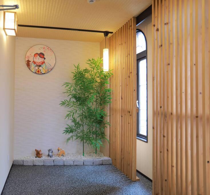 道頓堀民泊31＆Mini浮世絵美術館、道頓堀心斎橋真ん中、家族旅行、Family Trip Osaka Daire Dış mekan fotoğraf